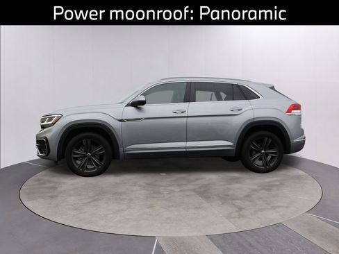 Certified 2022 Volkswagen Atlas Cross Sport SEL R-Line image 6