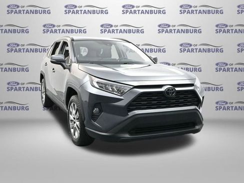 Used 2020 Toyota RAV4 XLE Premium image 1