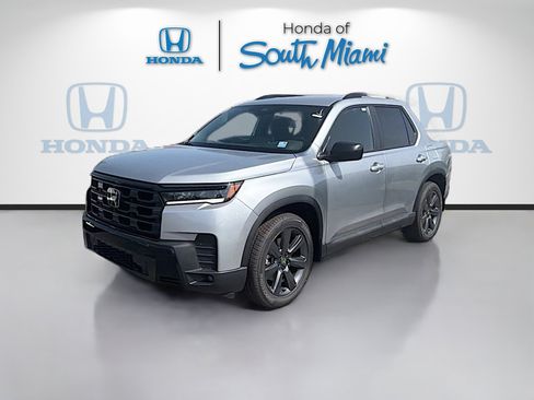 New 2026 Honda Pilot Sport image 3