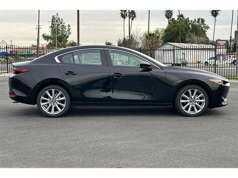 New 2026 MAZDA MAZDA3 2.5 S Sedan w/ Preferred Pkg image 4