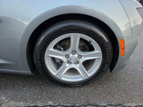 Used 2023 Chevrolet Camaro LT image 13