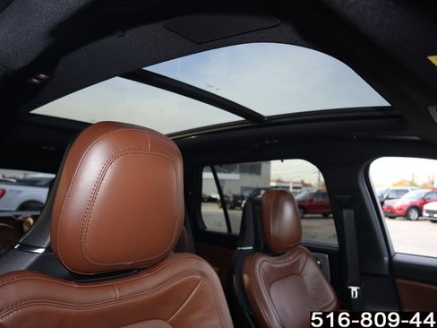 Used 2022 Lincoln Aviator Reserve w/ Equipment Group 201A image 32