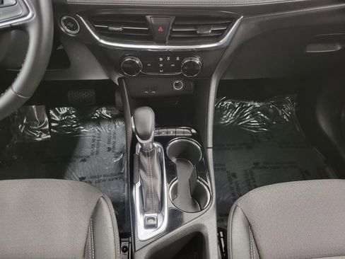 Used 2025 Buick Encore GX Preferred image 17