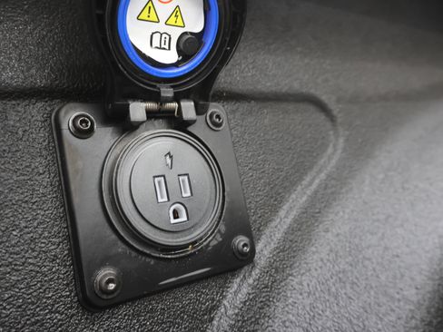 Used 2021 RAM 2500 Big Horn w/ Night Edition image 28