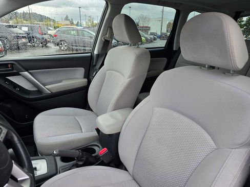 Used 2018 Subaru Forester 2.5i Premium AWD/4WD image 21