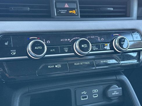 Certified 2025 Honda Pilot EX-L image 22