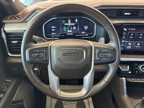 Used 2022 GMC Sierra 1500 Denali AWD/4WD image 30