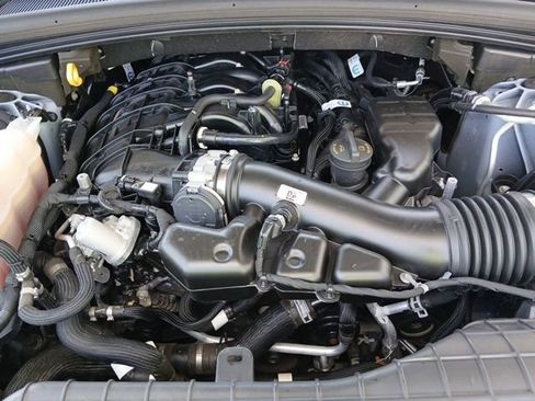 Used 2023 Jeep Grand Cherokee L Laredo RWD image 52