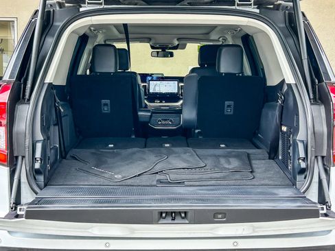 Used 2025 Ford Expedition Platinum AWD/4WD image 25