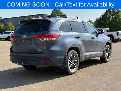 Used 2019 Toyota Highlander XLE AWD/4WD image 5