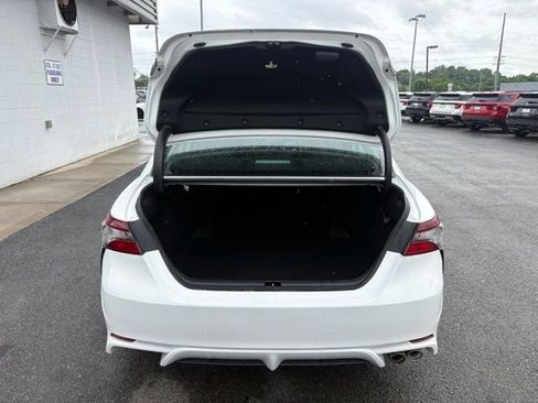 Used 2024 Toyota Camry SE FWD image 30