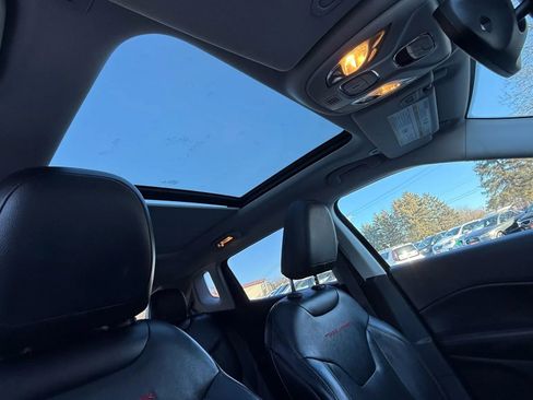 Used 2017 Jeep Compass Trailhawk w/ Leather Interior Group image 35