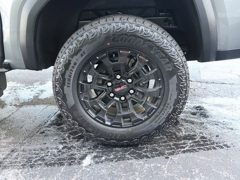 New 2026 GMC Canyon Elevation w/ Convenience Package image 8