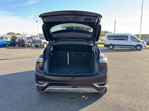 Used 2021 Buick Envision Avenir w/ Technology Package II image 5