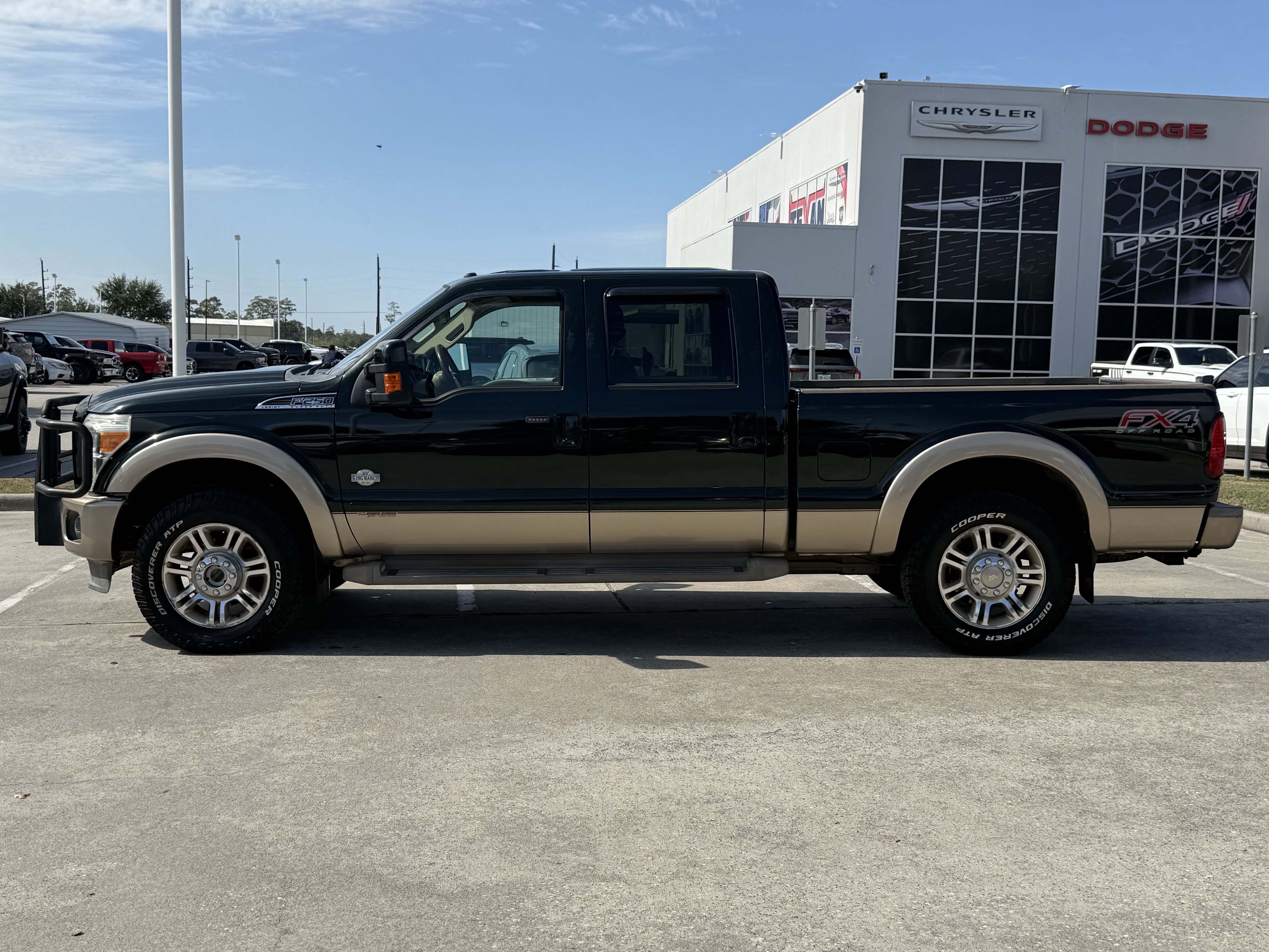 Used 2014 Ford F250 King Ranch w/ FX4 Off-Road Package AWD/4WD image 8