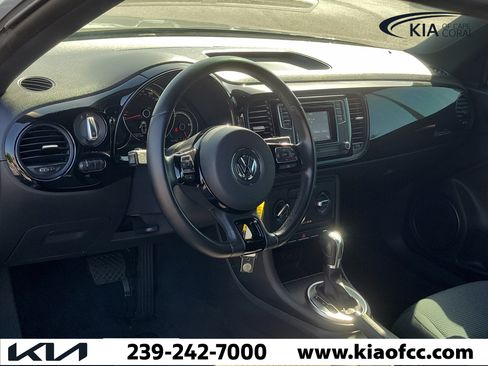 Used 2019 Volkswagen Beetle 2.0T SE FWD image 14