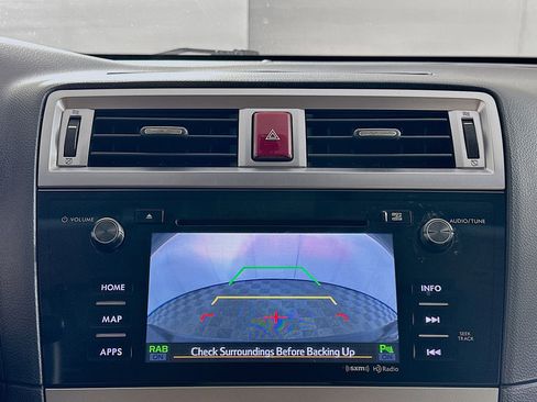 Used 2017 Subaru Outback 2.5i Limited image 23