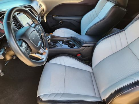 Used 2023 Dodge Challenger SRT Hellcat w/ Driver Convenience Group image 21
