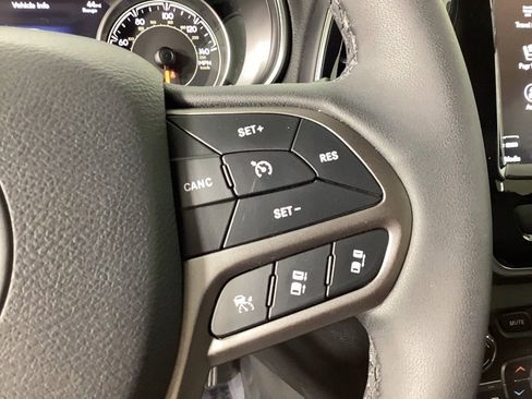 Used 2022 Jeep Cherokee Limited w/ Elite Package image 26