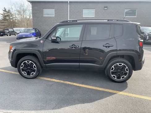 Used 2016 Jeep Renegade Trailhawk image 5