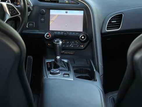 Used 2015 Chevrolet Corvette Z06 w/ 2LZ Preferred Equipment Group image 36