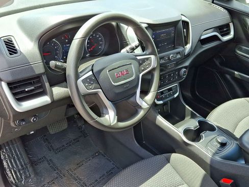 Used 2024 GMC Terrain SLE AWD/4WD image 16