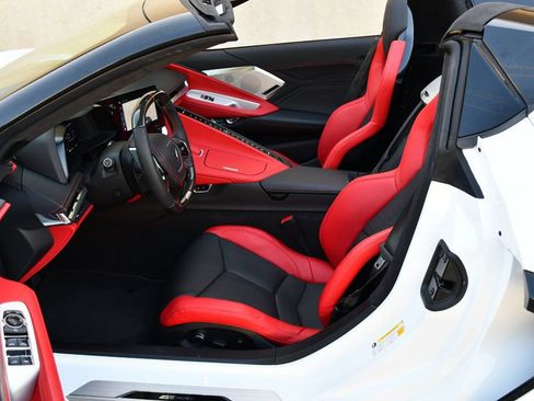 Used 2024 Chevrolet Corvette E-Ray Convertible w/ 3LZ AWD/4WD image 63