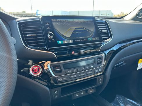 New 2026 Honda Ridgeline Black Edition image 25