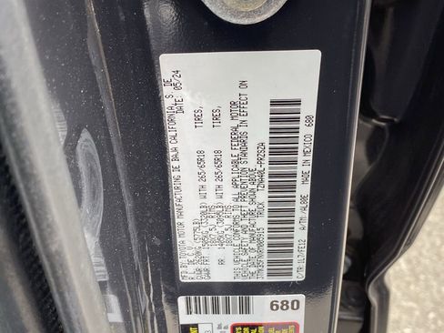 Used 2024 Toyota Tacoma TRD Sport image 15