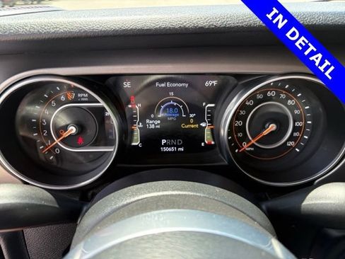 Used 2020 Jeep Gladiator Sport w/ Quick Order Package 24S AWD/4WD image 27