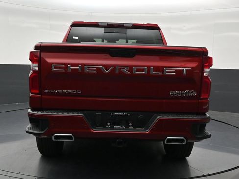 Used 2025 Chevrolet Silverado 1500 High Country RWD image 4