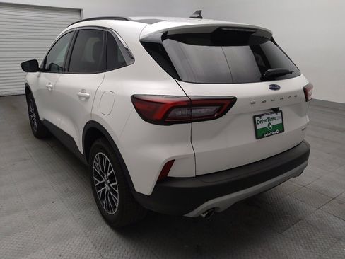 Used 2024 Ford Escape SE FWD image 5