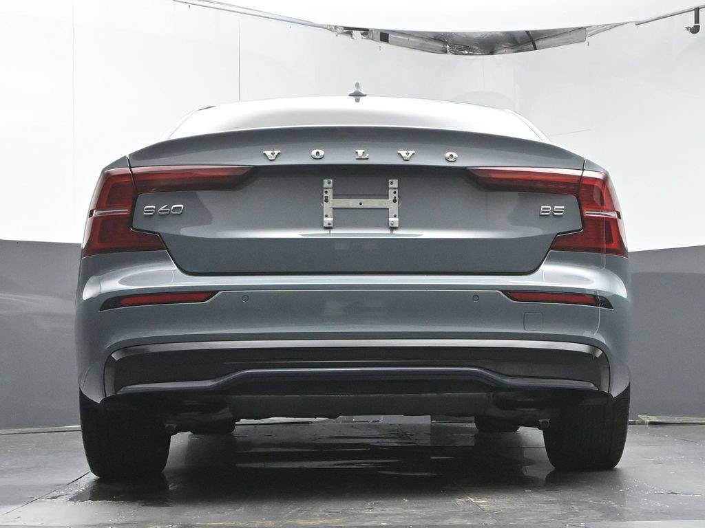 Used 2024 Volvo S60 B5 Core FWD image 35