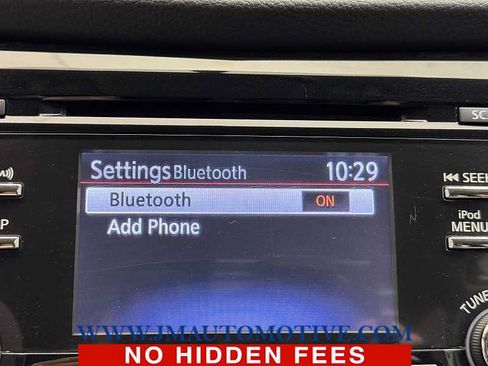Used 2017 Nissan Rogue S AWD/4WD image 30