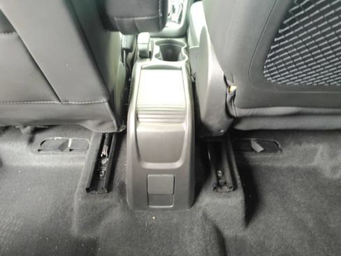 Used 2021 Buick Encore Preferred FWD image 23