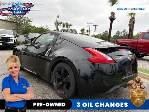 Used 2012 Nissan 370Z Touring w/ Aerodynamics Pkg RWD image 4