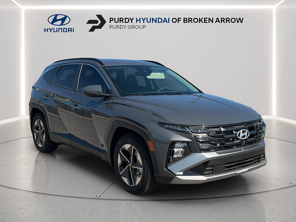 New 2026 Hyundai Tucson SEL Plus FWD image 1