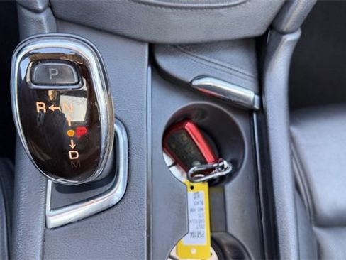 Used 2017 Cadillac XT5 Luxury image 21