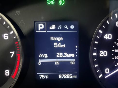 Used 2016 Hyundai Tucson SE w/ Option Group 02 AWD/4WD image 11