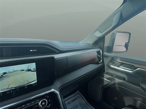 Used 2024 GMC Sierra 3500 Denali w/ Denali Reserve Package image 29