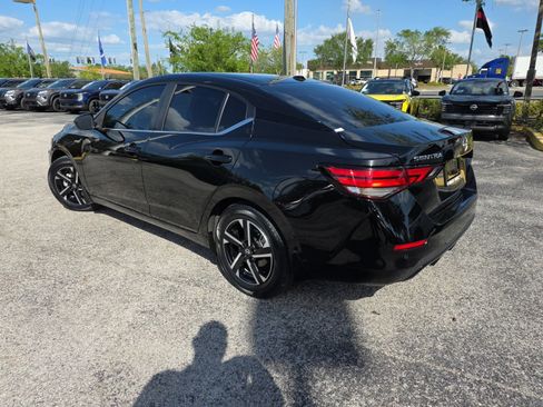 Certified 2025 Nissan Sentra SV w/ All-Weather Package image 6