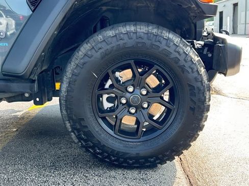 Used 2025 Jeep Wrangler Unlimited Sport S 4xe AWD/4WD image 15