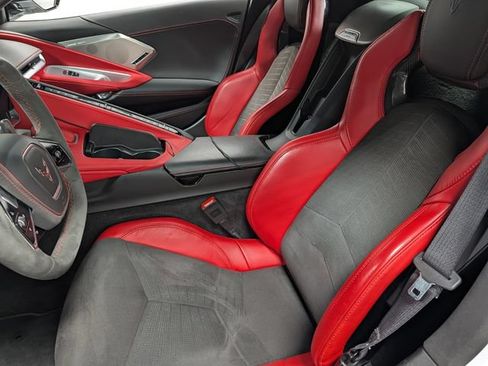 Used 2023 Chevrolet Corvette Stingray Premium Conv w/ Z51 Performance Package RWD image 14