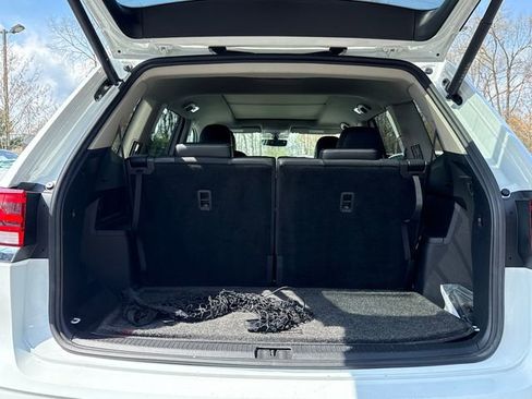 Certified 2023 Volkswagen Atlas SE w/ Panoramic Sunroof Package image 28