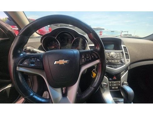 Used 2012 Chevrolet Cruze LT w/ RS Package FWD image 8