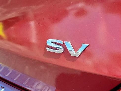 Used 2015 Nissan Rogue SV FWD image 7