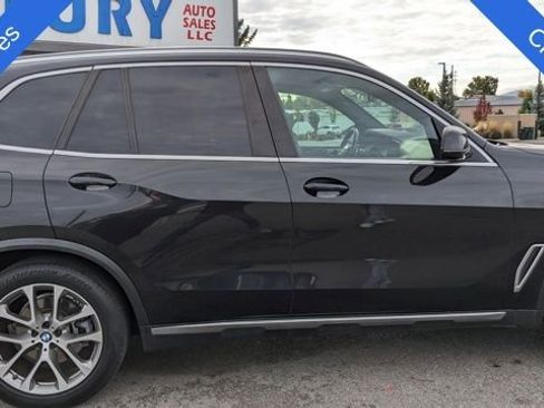 Used 2019 BMW X5 xDrive40i w/ Convenience Package AWD/4WD image 15