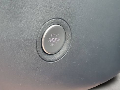 Used 2023 Volkswagen ID.4 Pro AWD/4WD image 27