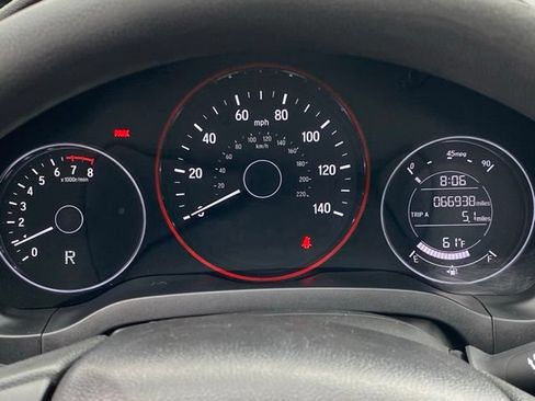Used 2016 Honda HR-V EX image 26