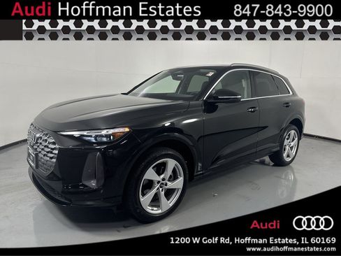 Used 2025 Audi Q5 Premium Plus w/ Premium Plus AWD/4WD image 1